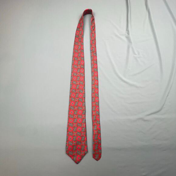 Liberty of London Tie | Red Paisley Silk | 59x3.5 Made in USA Vintage - Picture 3 of 3